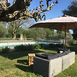 Couette-café Les Olivettes Le Mazet Uzès