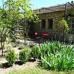 Les Olivettes Le Mazet Bed and breakfast Uzès