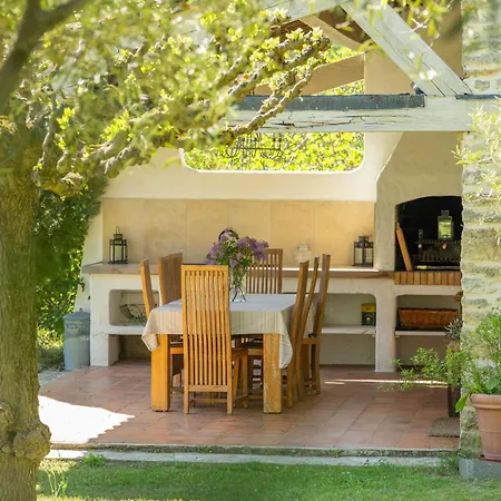 Les Olivettes Le Mazet Bed & Breakfast