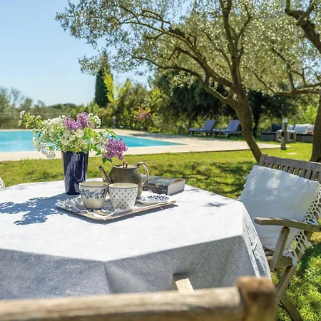 Bed & Breakfast Les Olivettes Le Mazet 3*