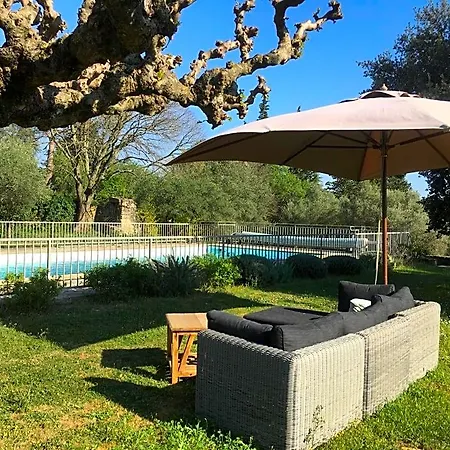 Les Olivettes Le Mazet Couette-café Uzès