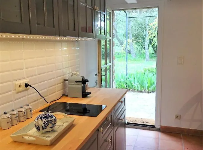 Bed & Breakfast Les Olivettes Le Mazet 3*